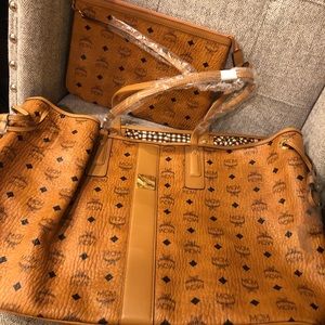 MCM Medium Liz Reversible Visetos Shopper